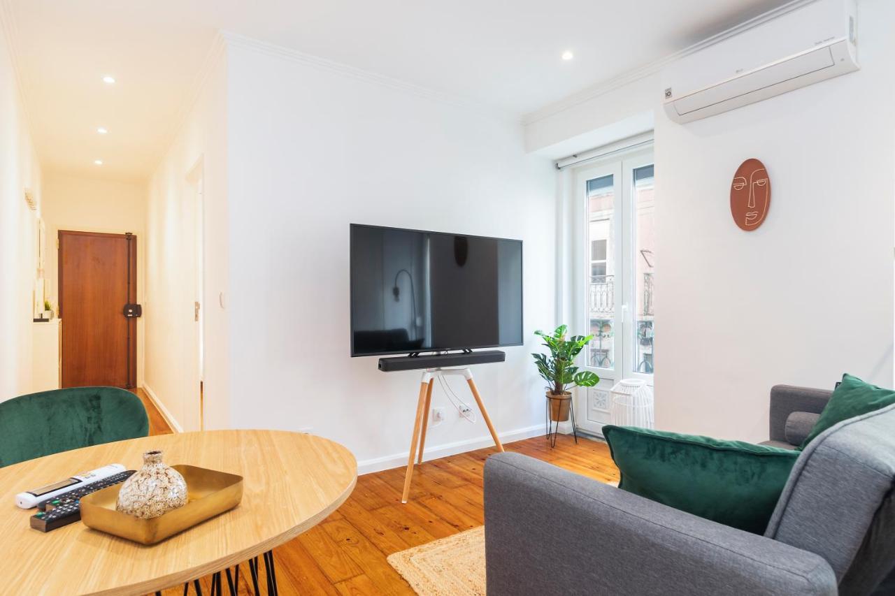 Apartment Great Pad In Alcantara Lissabon