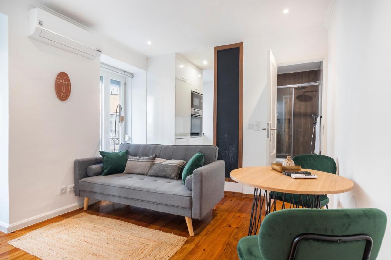 Apartment Great Pad In Alcantara Lissabon