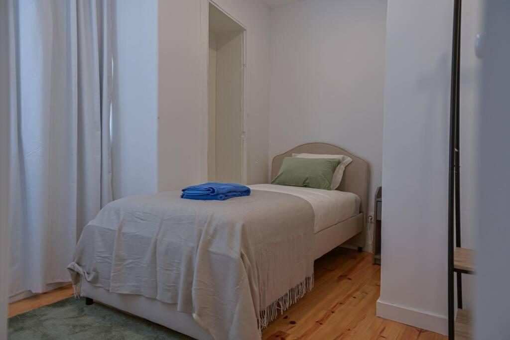 Ola - Castelo Ii Appartement *