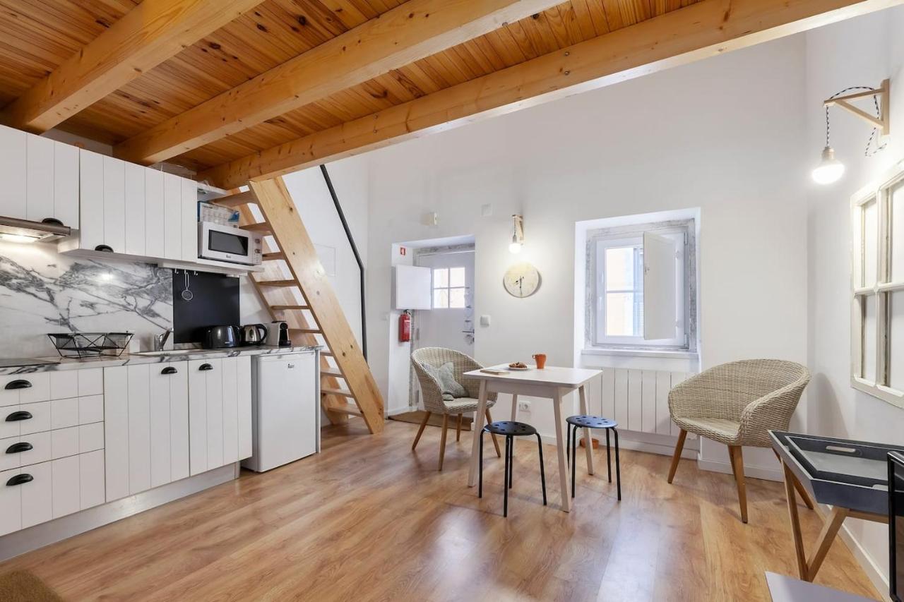 Classic Homes: Bright & In Belem Vakantiehuis Lissabon