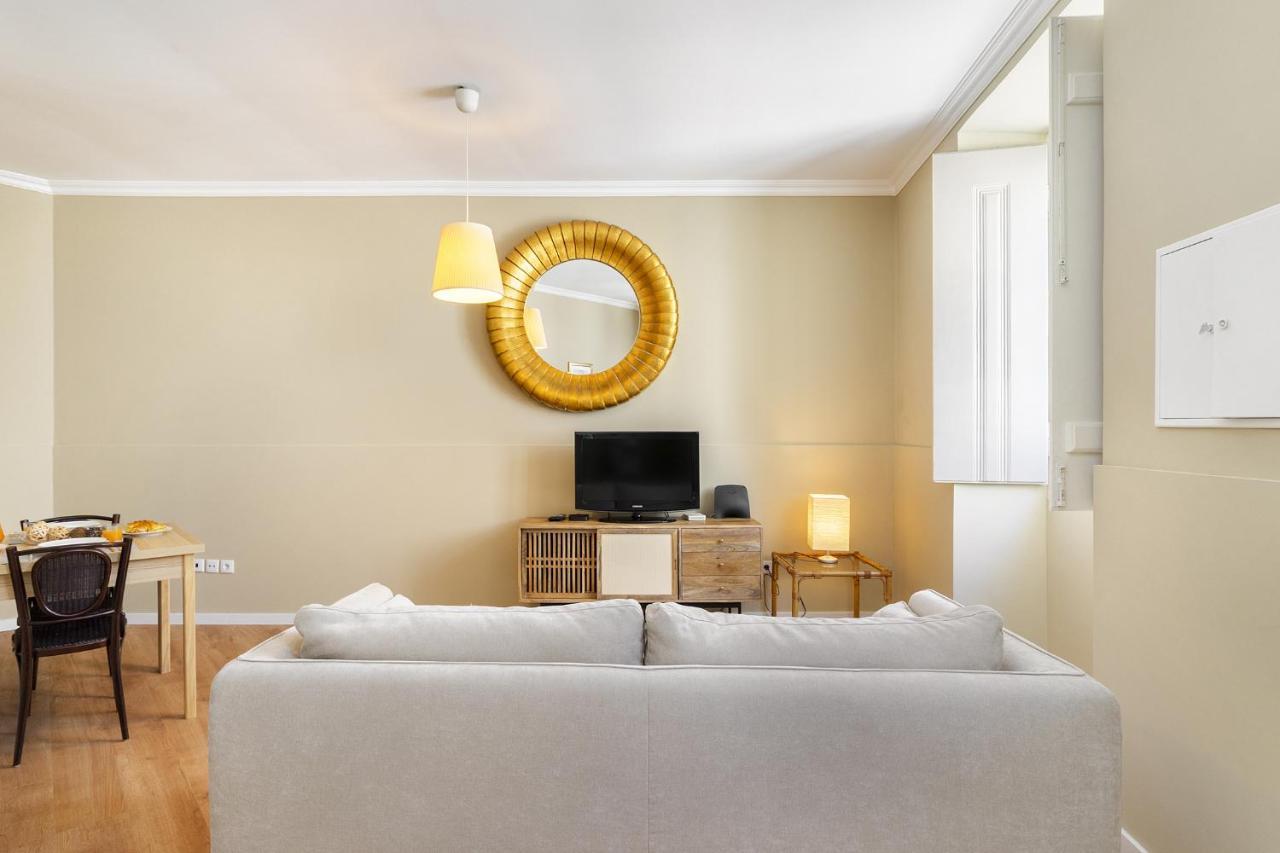 Whome Urban Comfort: 1-br Near Airport & Train Station Apartamento *