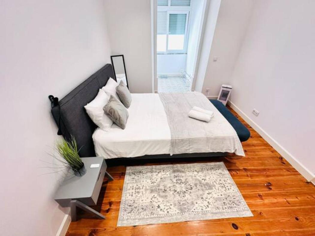 Large Flat Up 8pp Appartement