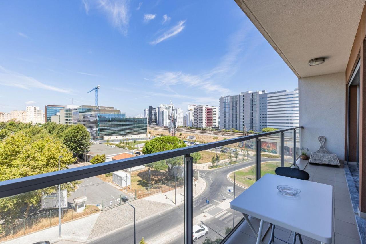 Appartement Lovely 1 Bdr With Pool By Lovelystay