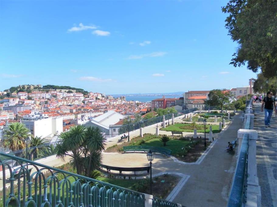 C2 Bairro Alto 18th Century Beautiful Apartment Lissabon