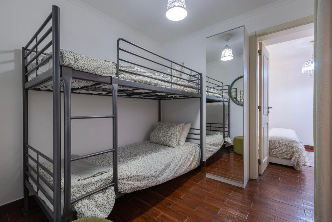 Lovely Patio Getaway In * Lissabon