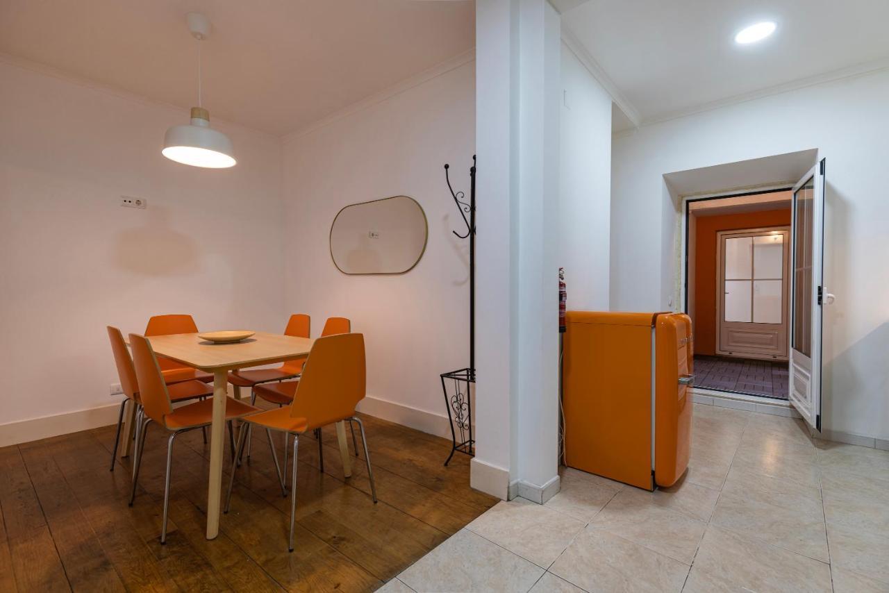 Lovely Patio Getaway In * Lissabon