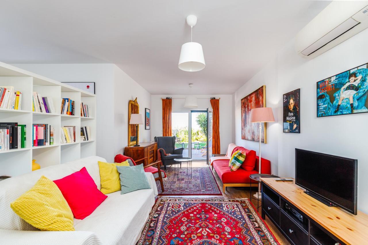 110m2 Flat, Large Terrace With A View And A Garden Apartment