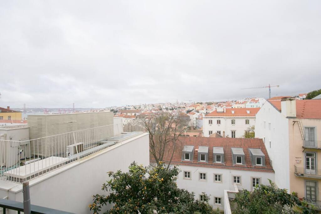 Apartment Principe Real Beautiful View 3 Bedrooms Flat! Lisbon