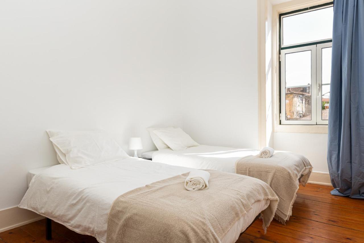 4br - Location * Lissabon