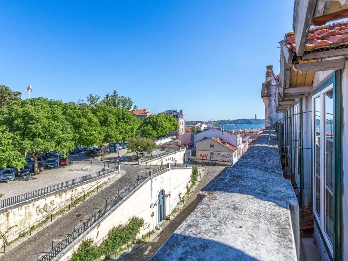 Principe Real Charming Garden View Flat At The Heart Of * Lissabon