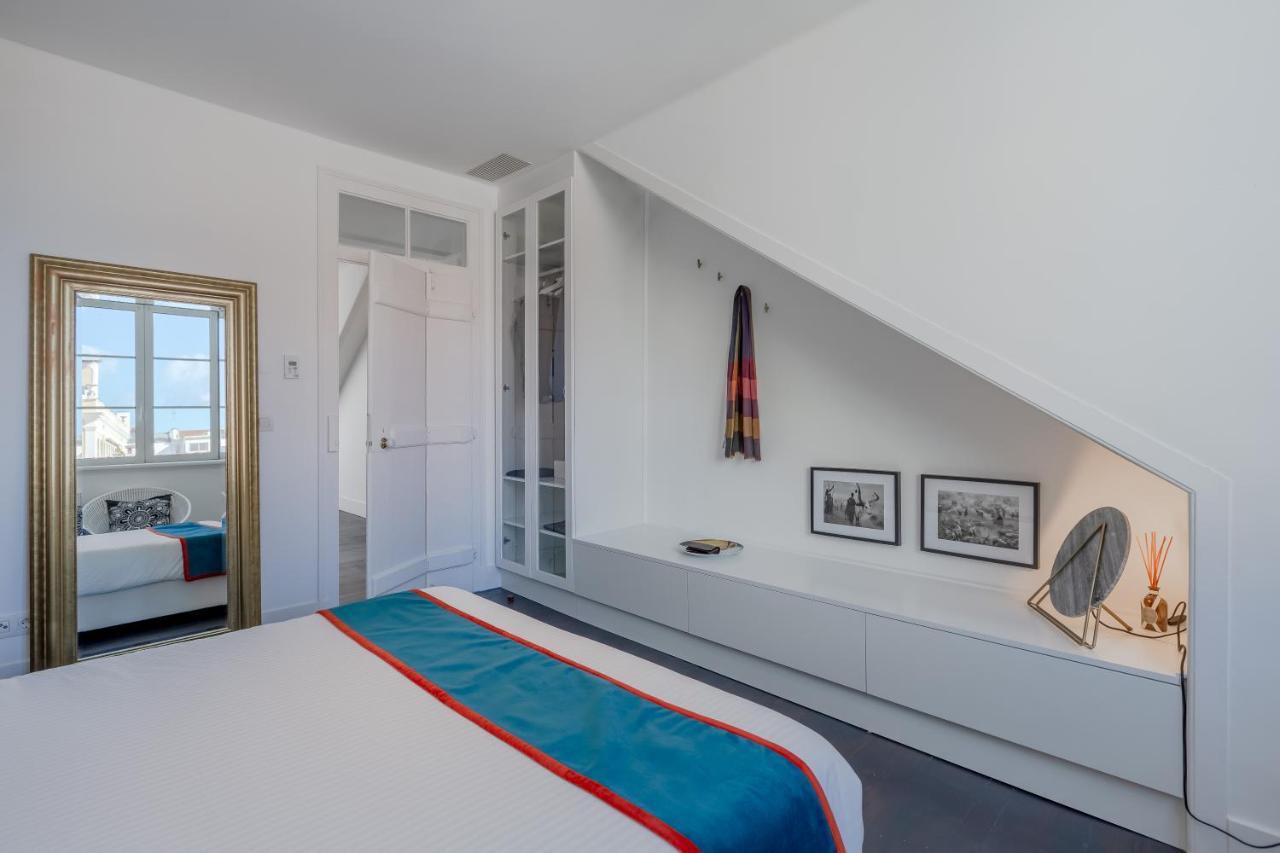 Principe Real Charming Garden View Flat At The Heart Of Appartement Lissabon