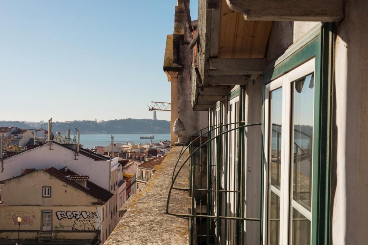 Principe Real Charming Garden View Flat At The Heart Of * Lissabon