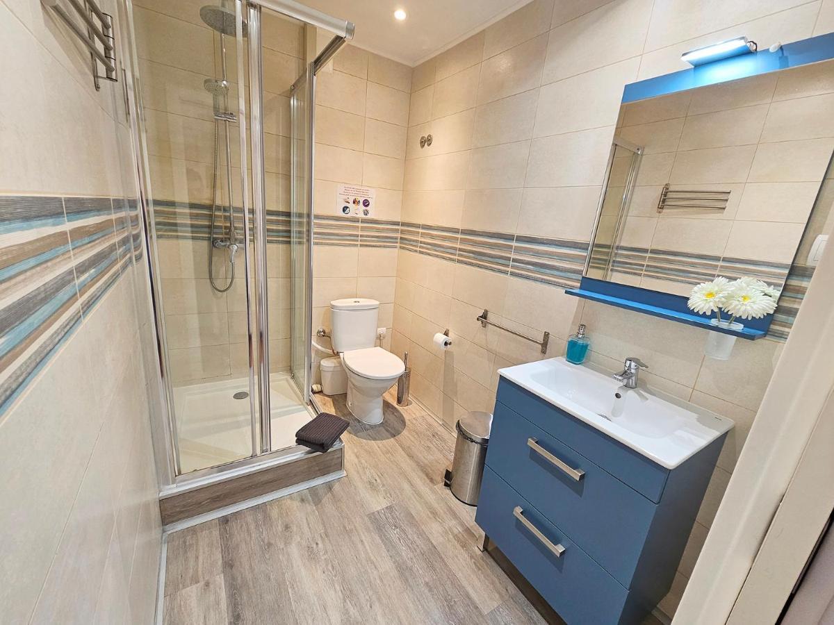 Appartement At In *