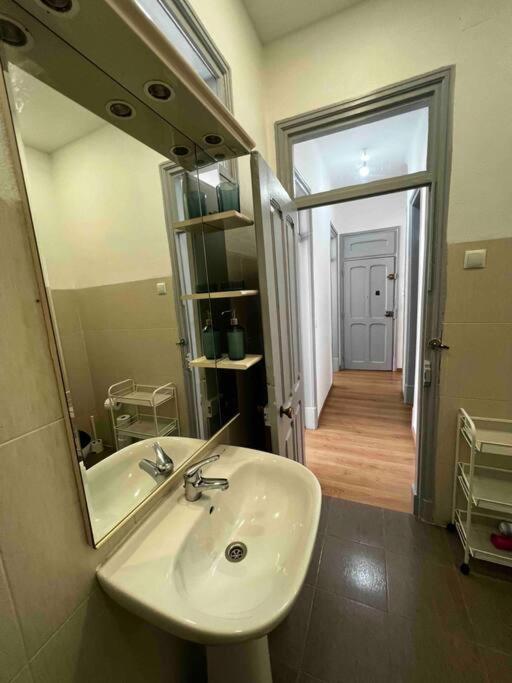 Amazing Two Bedrooms “with Lift” Apartment *