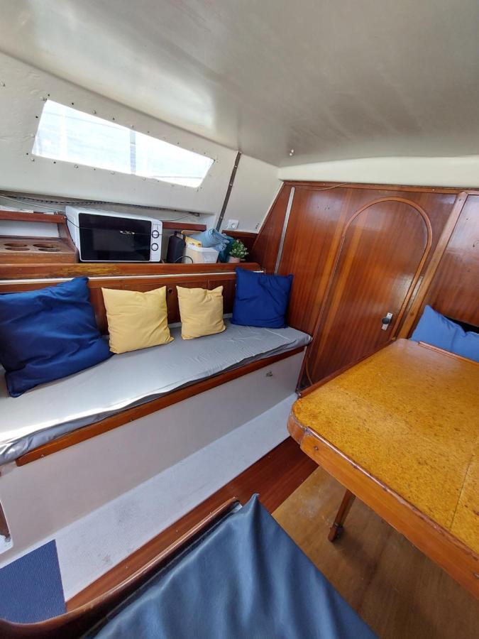 Cosy Boat Botel *