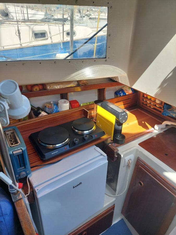 Botel Cosy Boat *