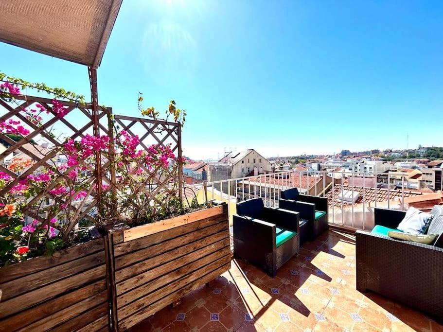 Eddie Rooftop Center Apartment Lissabon