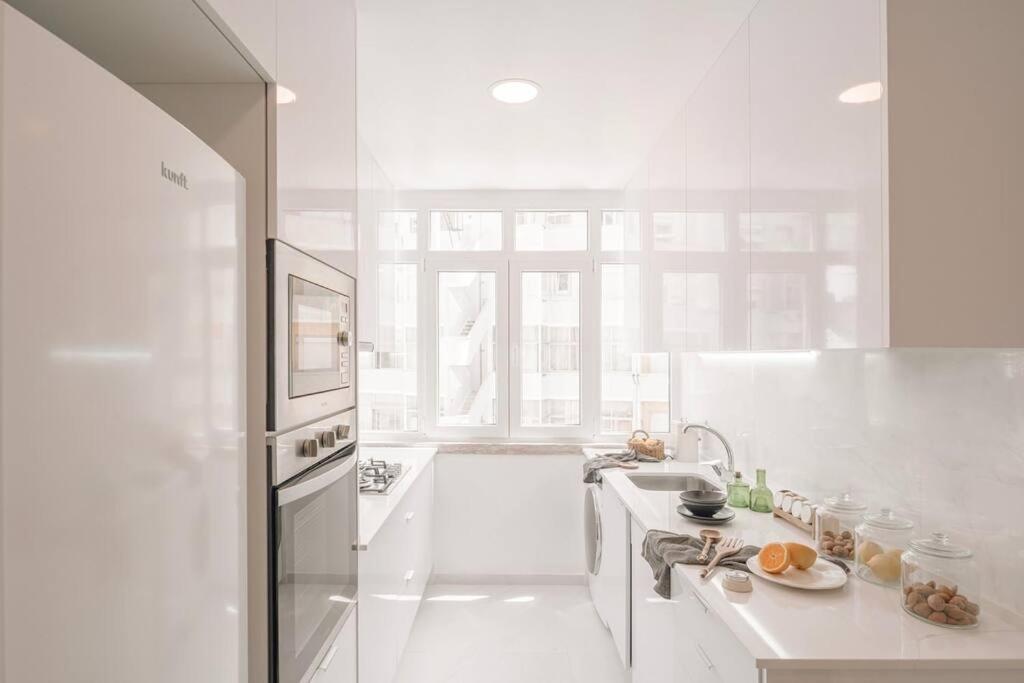 Nistos - 3 Bedrooms In Alvalade Appartement *