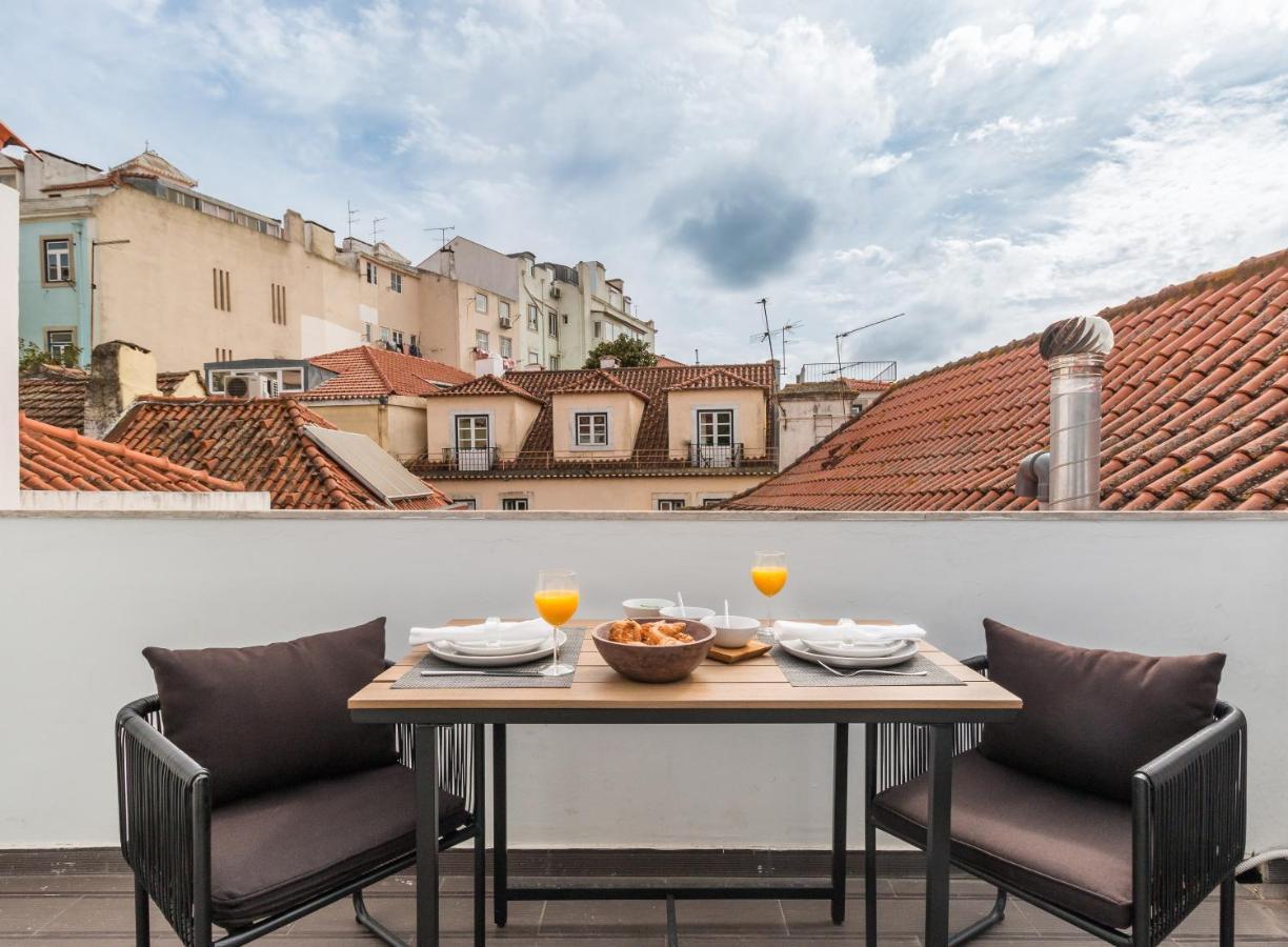 Ama Apartment