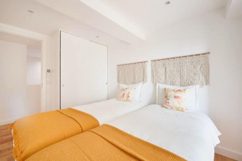 Charming Duplex With Private Terrace And Parking *