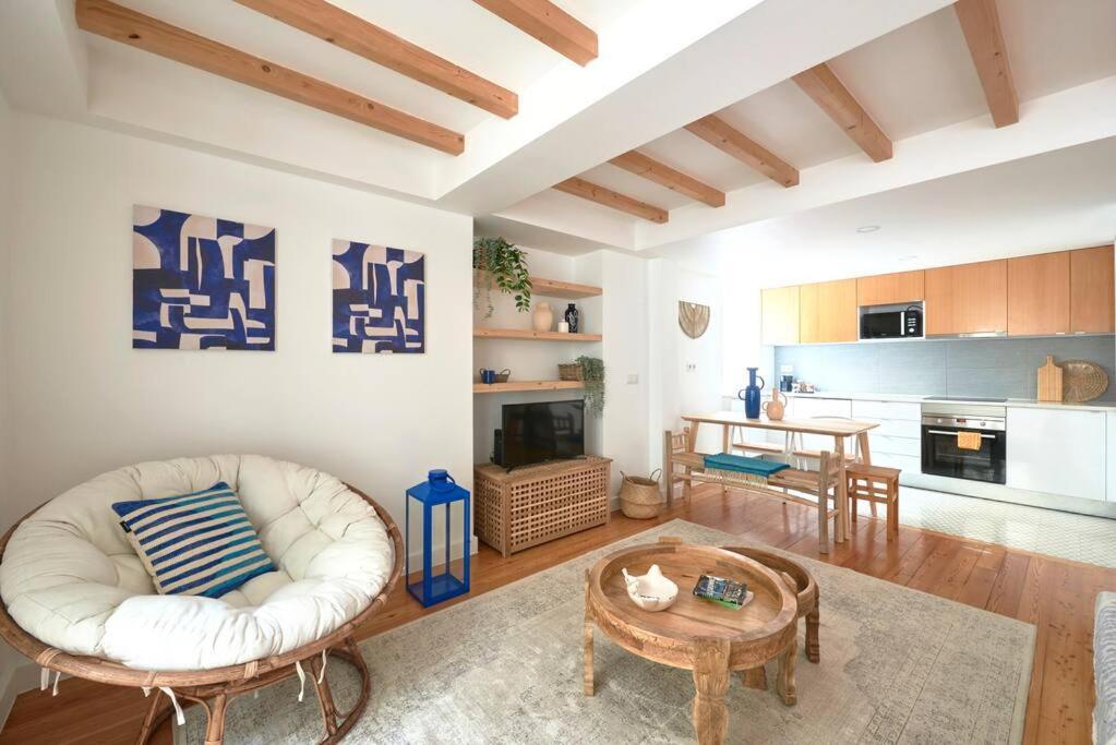Charming Duplex With Private Terrace And Parking Apartamento