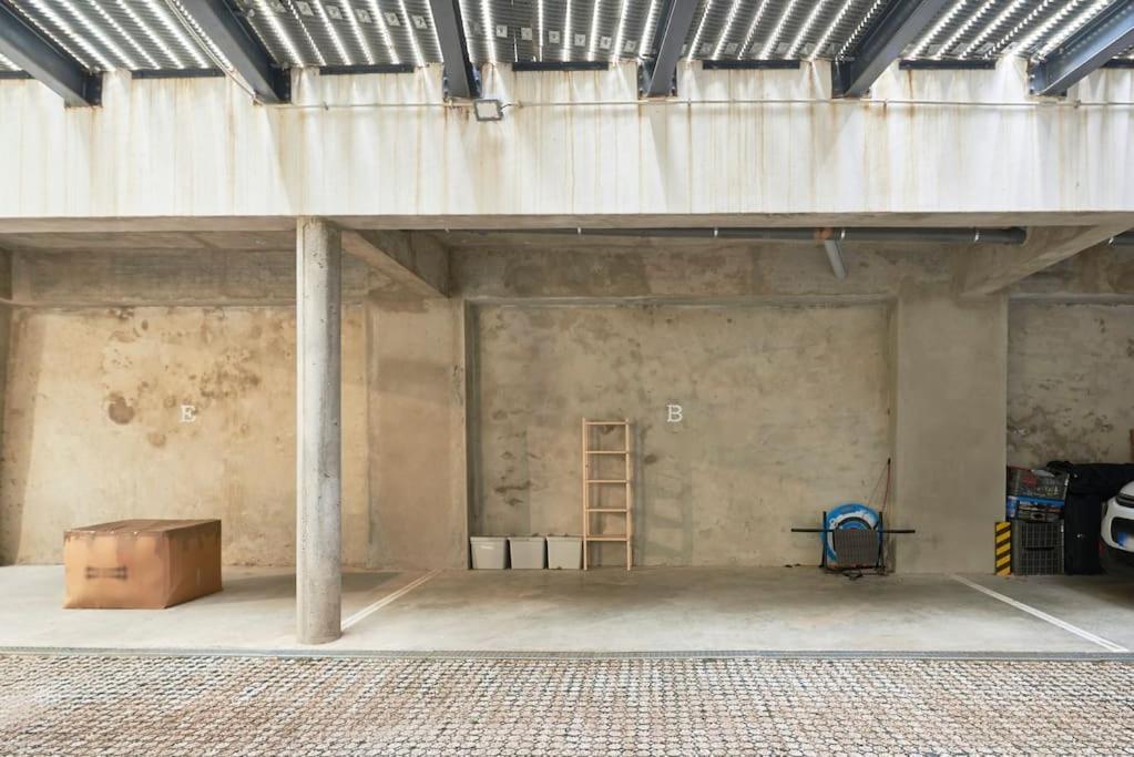 Charming Duplex With Private Terrace And Parking * Lisboa