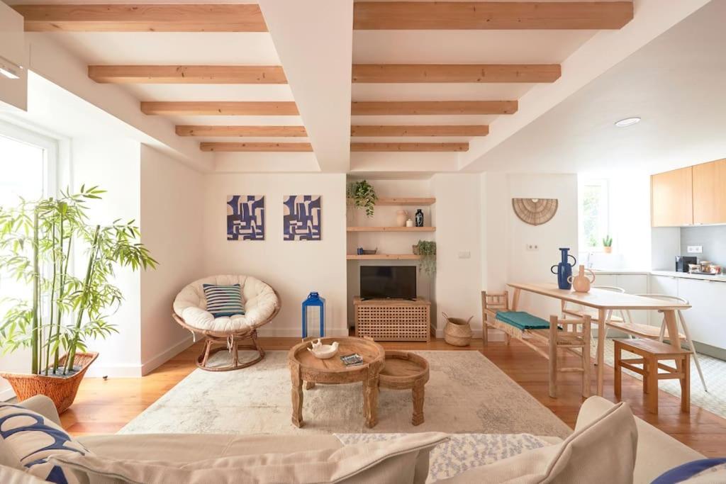 Charming Duplex With Private Terrace And Parking Apartamento *