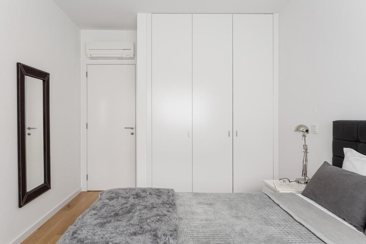 Appartement Modern 3br With Terrace In Benfica By Host For Us Lisboa