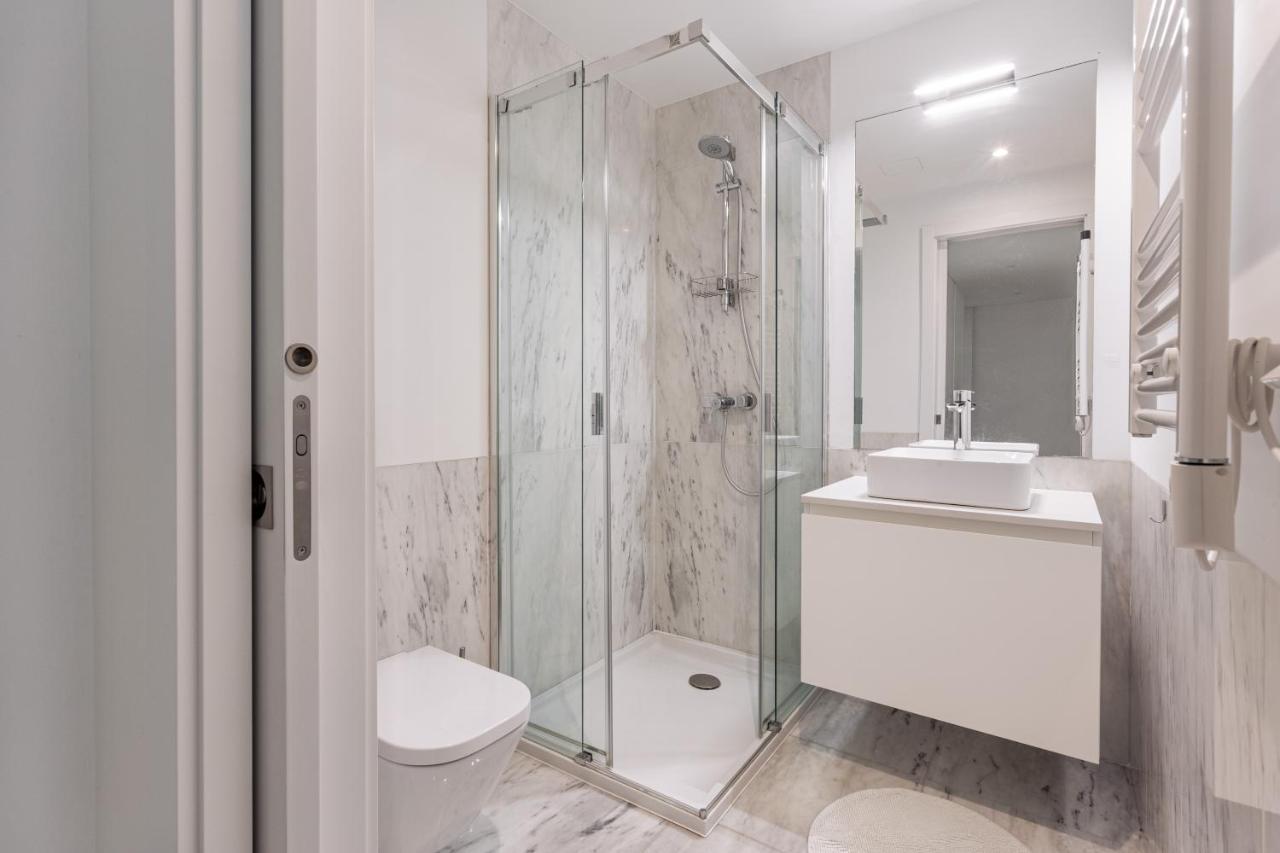 Modern 3br With Terrace In Benfica By Host For Us * Lisboa