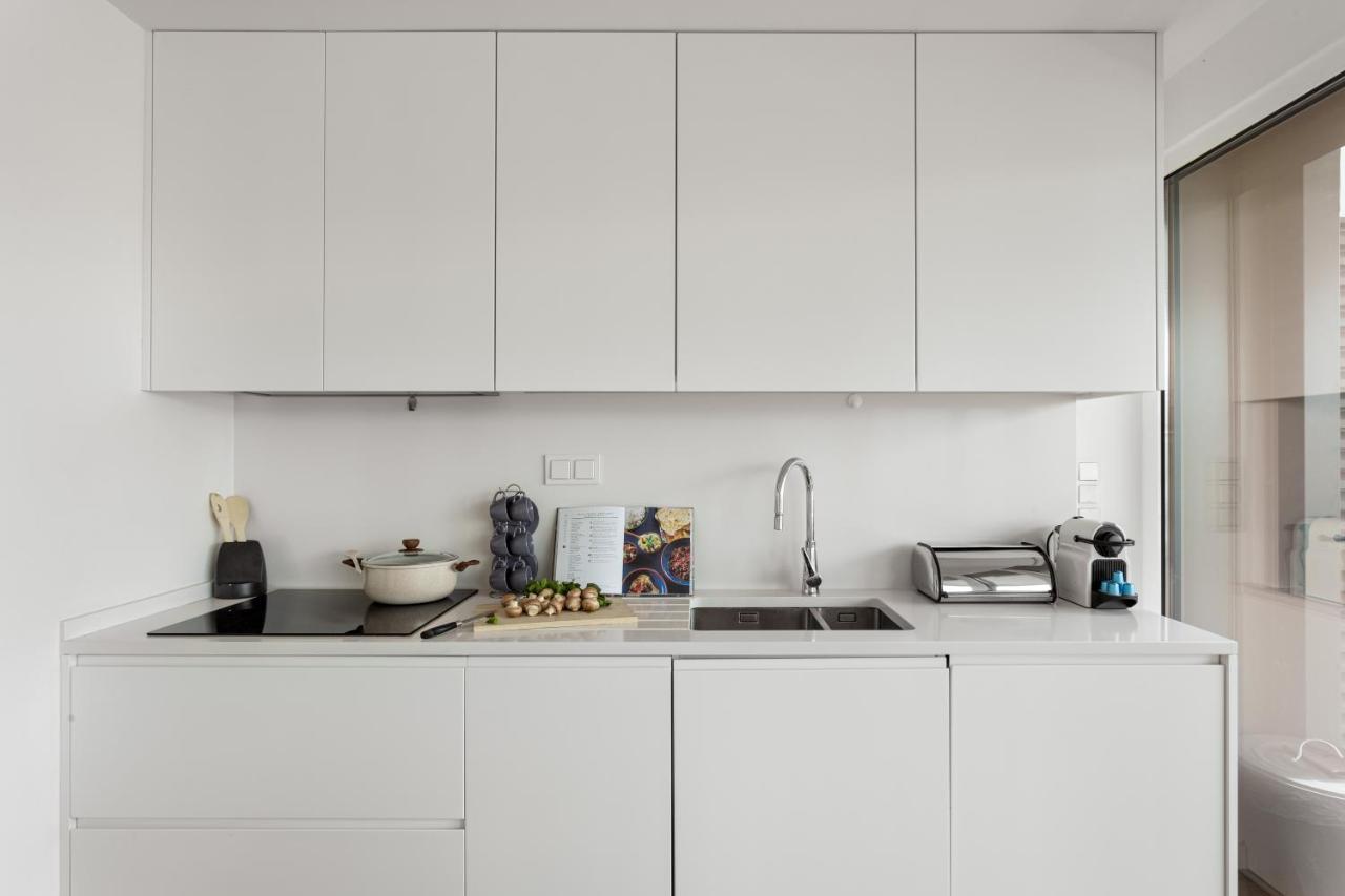 Appartement Modern 3br With Terrace In Benfica By Host For Us *