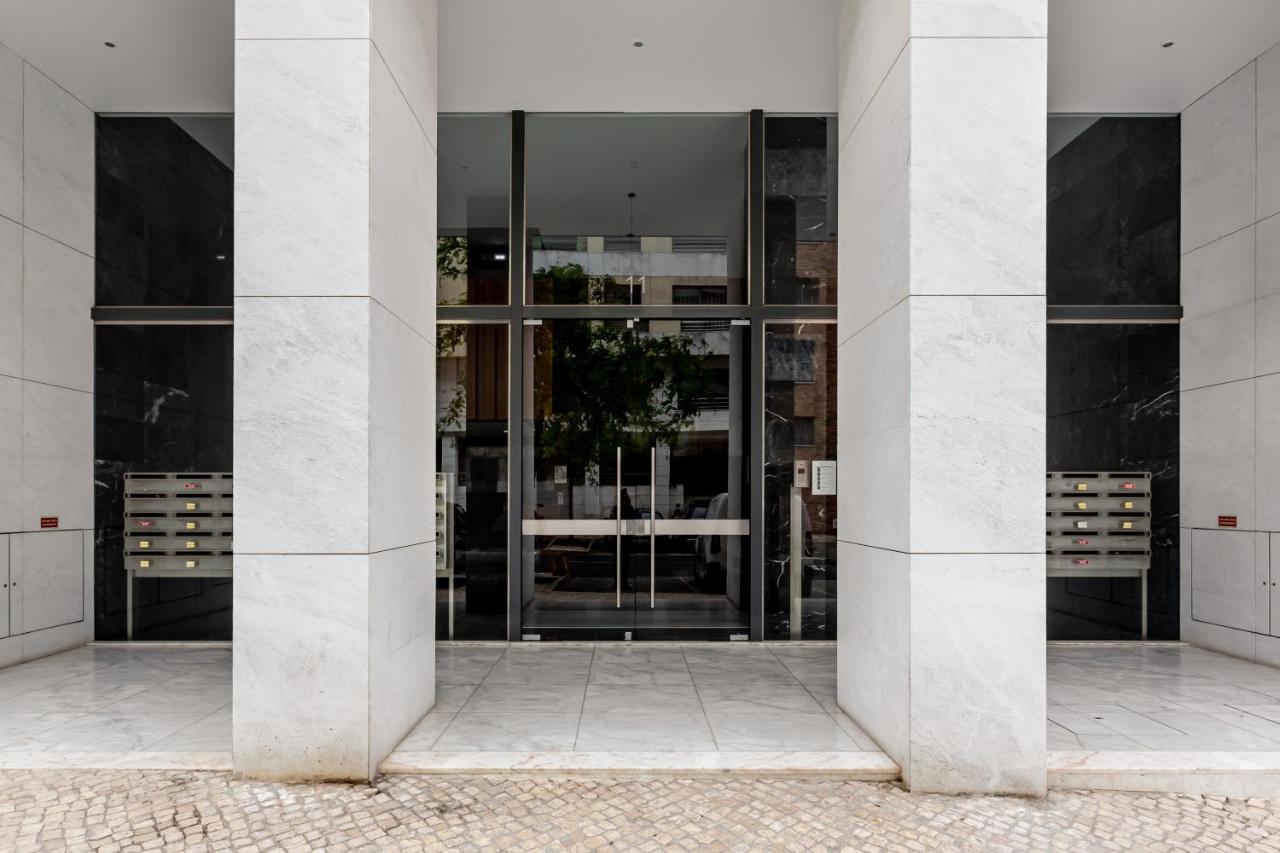 Modern 3br With Terrace In Benfica By Host For Us Appartement Lisboa