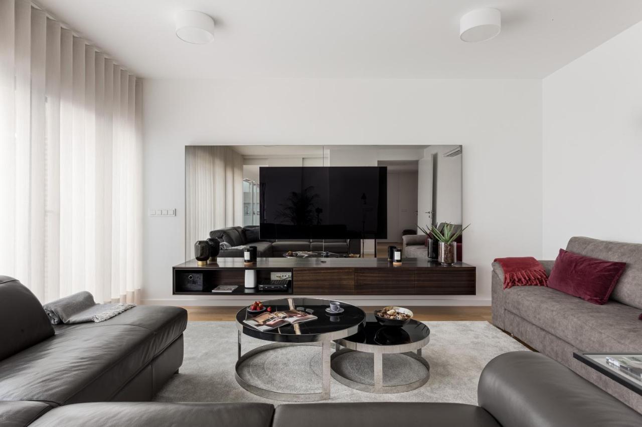 Appartement Modern 3br With Terrace In Benfica By Host For Us *