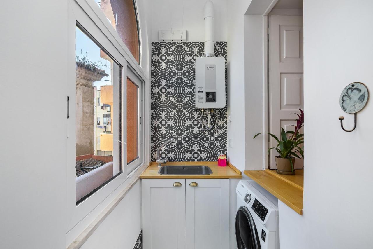 Whome Premium Alfama 2-br Great For Remote Workers & Digital Nomads Appartement *