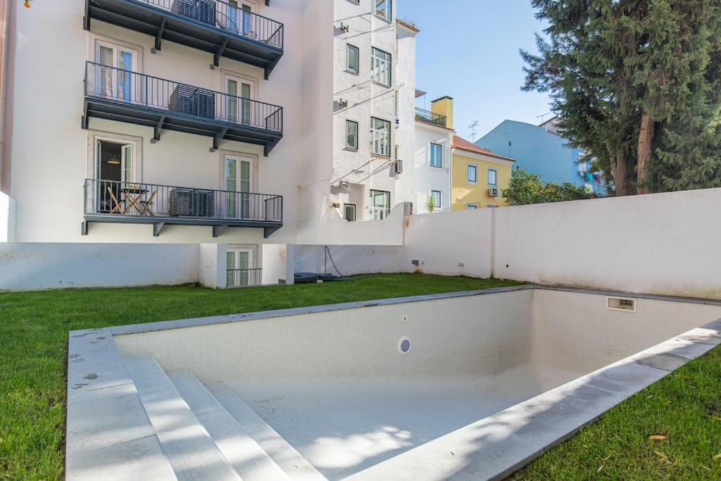 Lapa Garden With Swimming Pool Appartement Lisboa