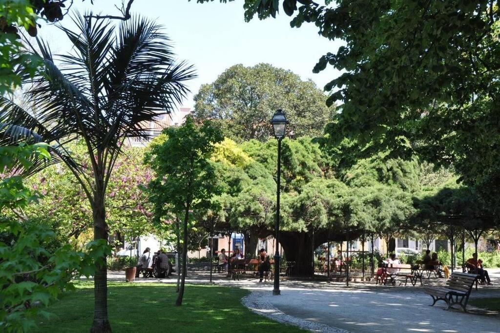 Appartement Sm1-happy At Hip Pr.real & Bair.alto + Private Patio! Lisboa