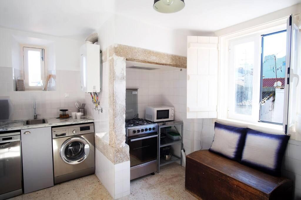 Bh4e-3br With View In Heart Of Bairro Alto - Bright Appartement
