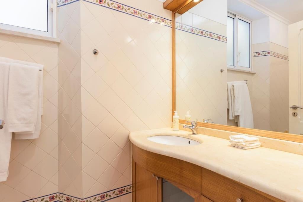 Spacious Near Saldanha Appartement *