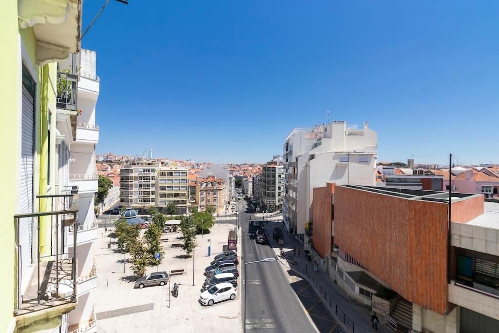 Spacious Near Saldanha Appartement Lissabon