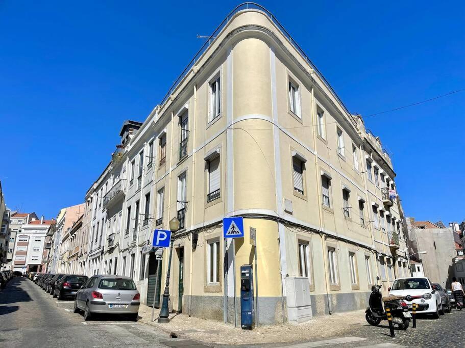 Apartment Rs1e Cozy, New Ac! Quiet & Central, Perfect Stay! Lissabon