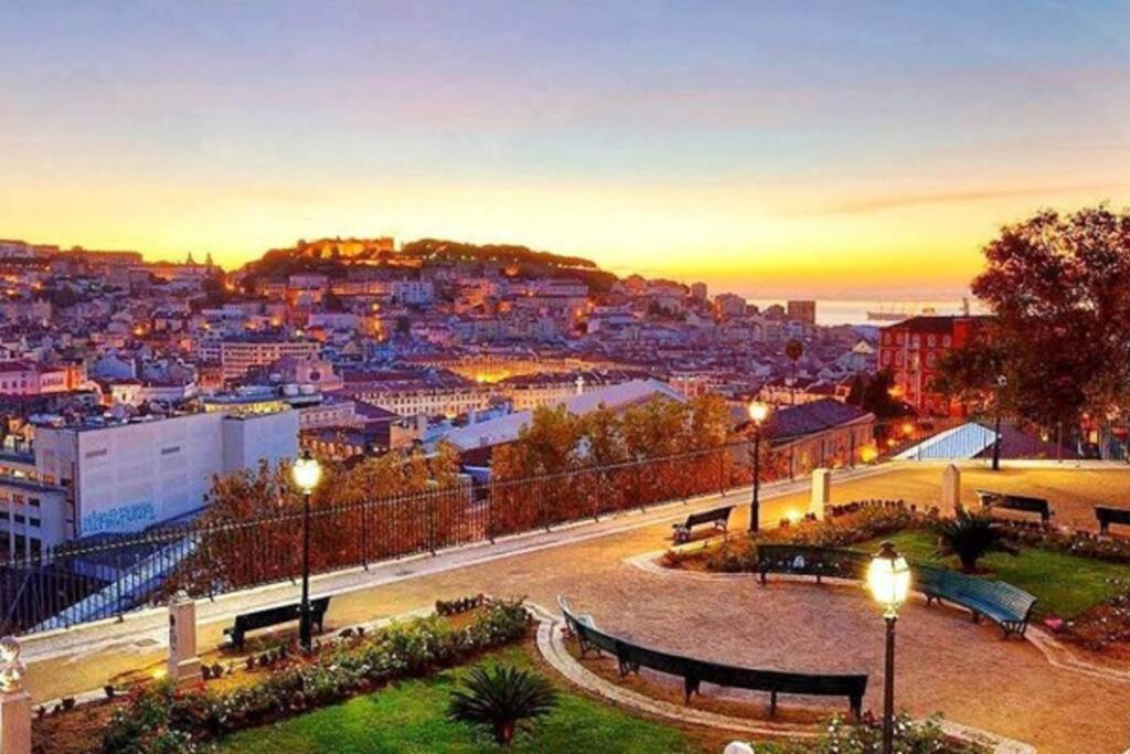 Pen-arts Apartment- Principe Real Garden - Bairro Alto * Lissabon