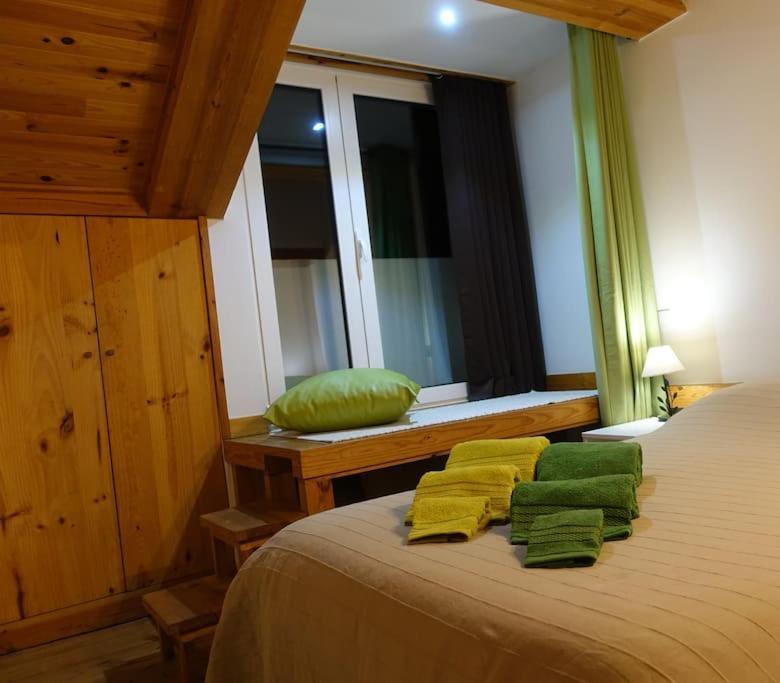 Charm And Fantastic View In A Fully Equipped In Center Appartement *