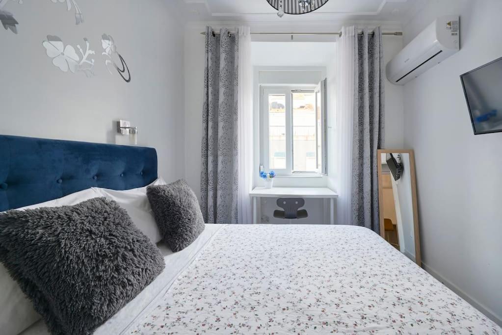 New 3 Bedroom Flat With River On Sight @alameda Lisboa