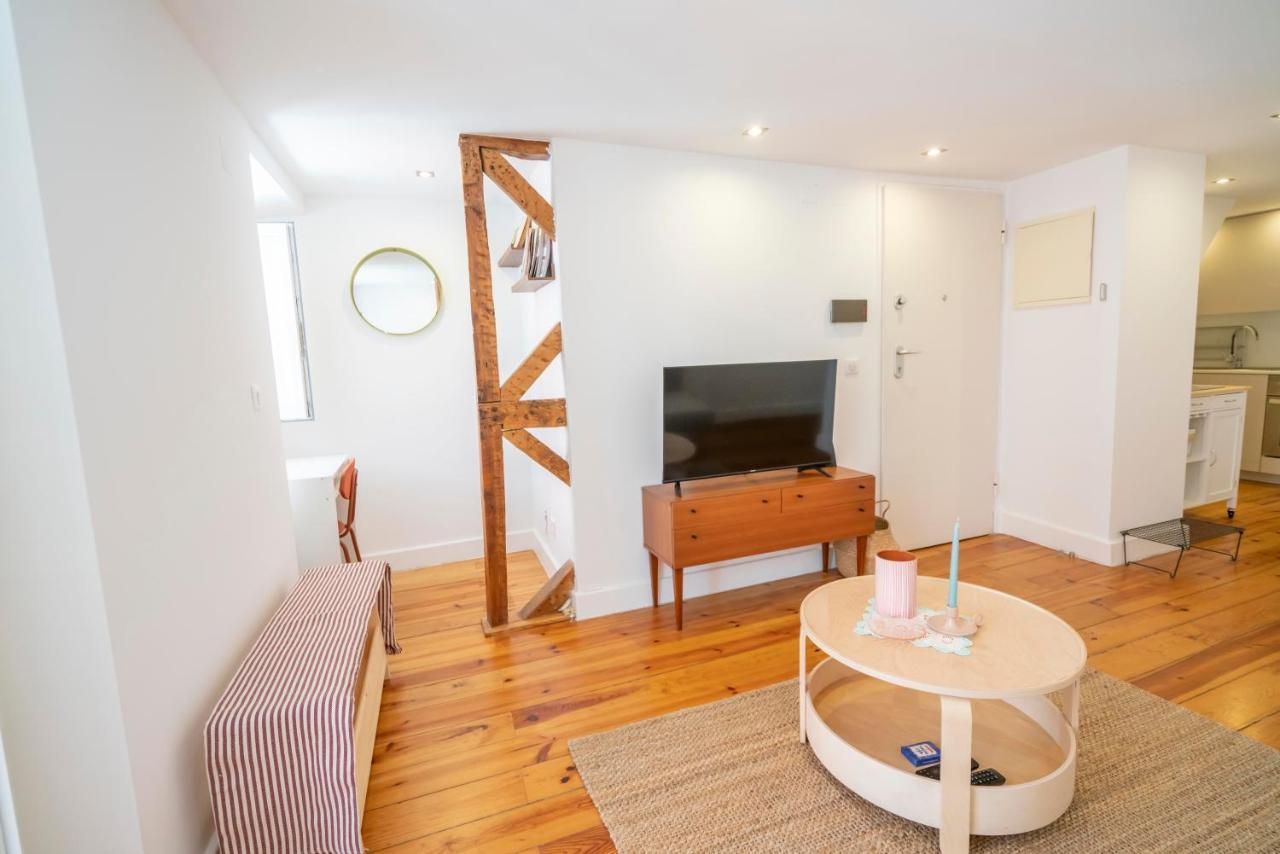 Apartment&suites Santa Clara * Lisbon