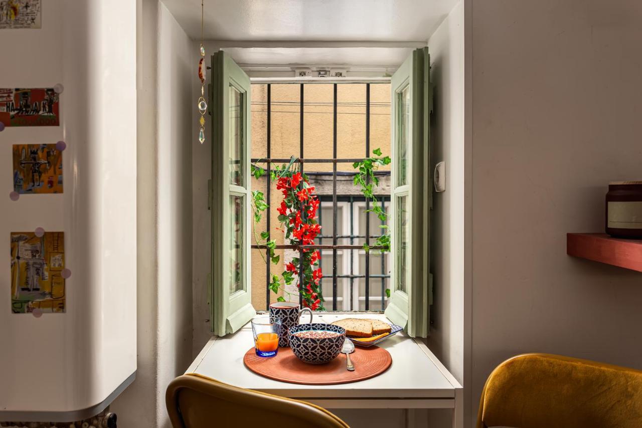 Ferienhaus Casa Aurora - Bairro Tipico A Minutos Do Terreiro Lissabon