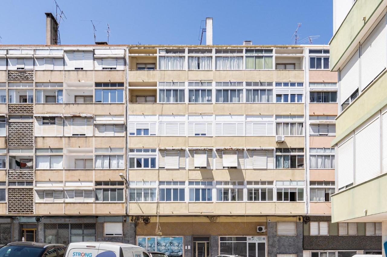 Akicity Alameda Yellow Lissabon