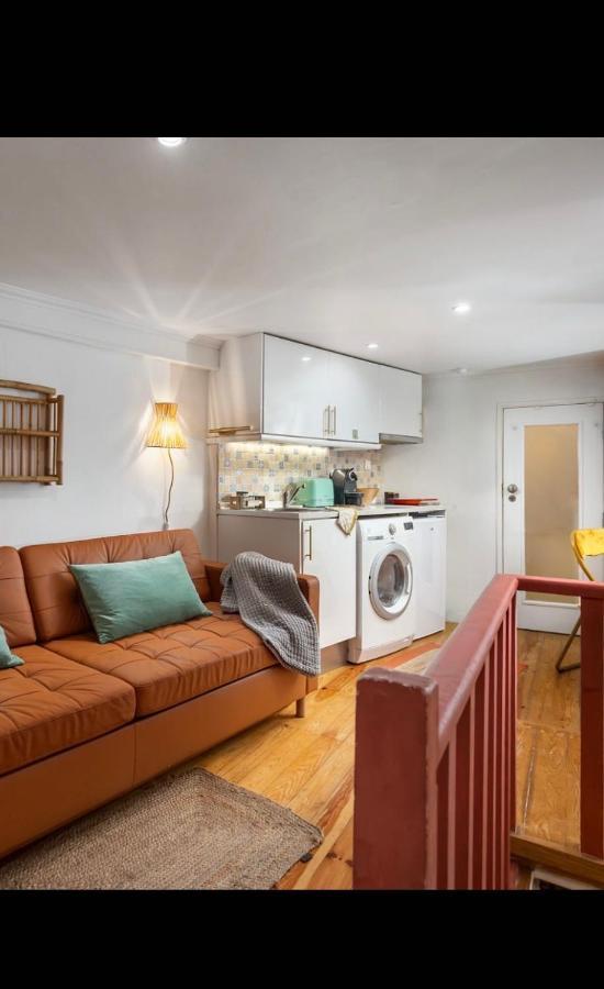 Ferienhaus Casa Aurora - Bairro Tipico A Minutos Do Terreiro Lissabon