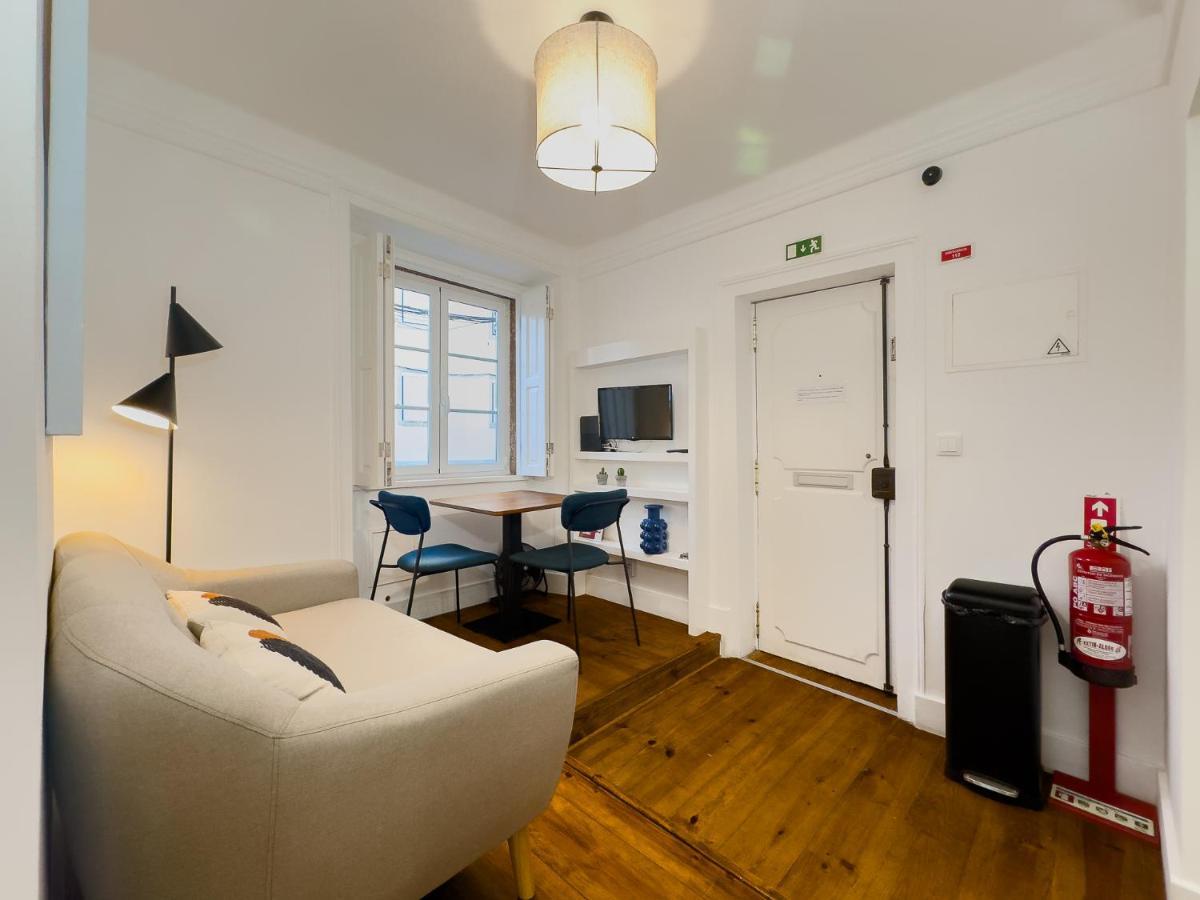 Apartment Olarias 2 Bedroom Perfect To Share Near The Castle