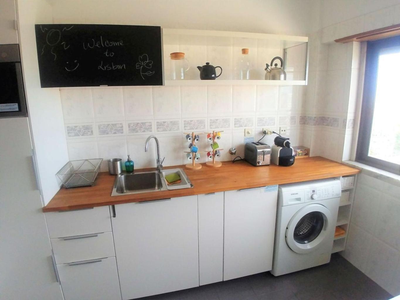 Apartment Be Local - With 3 Bedroom Near Oriente Station In *