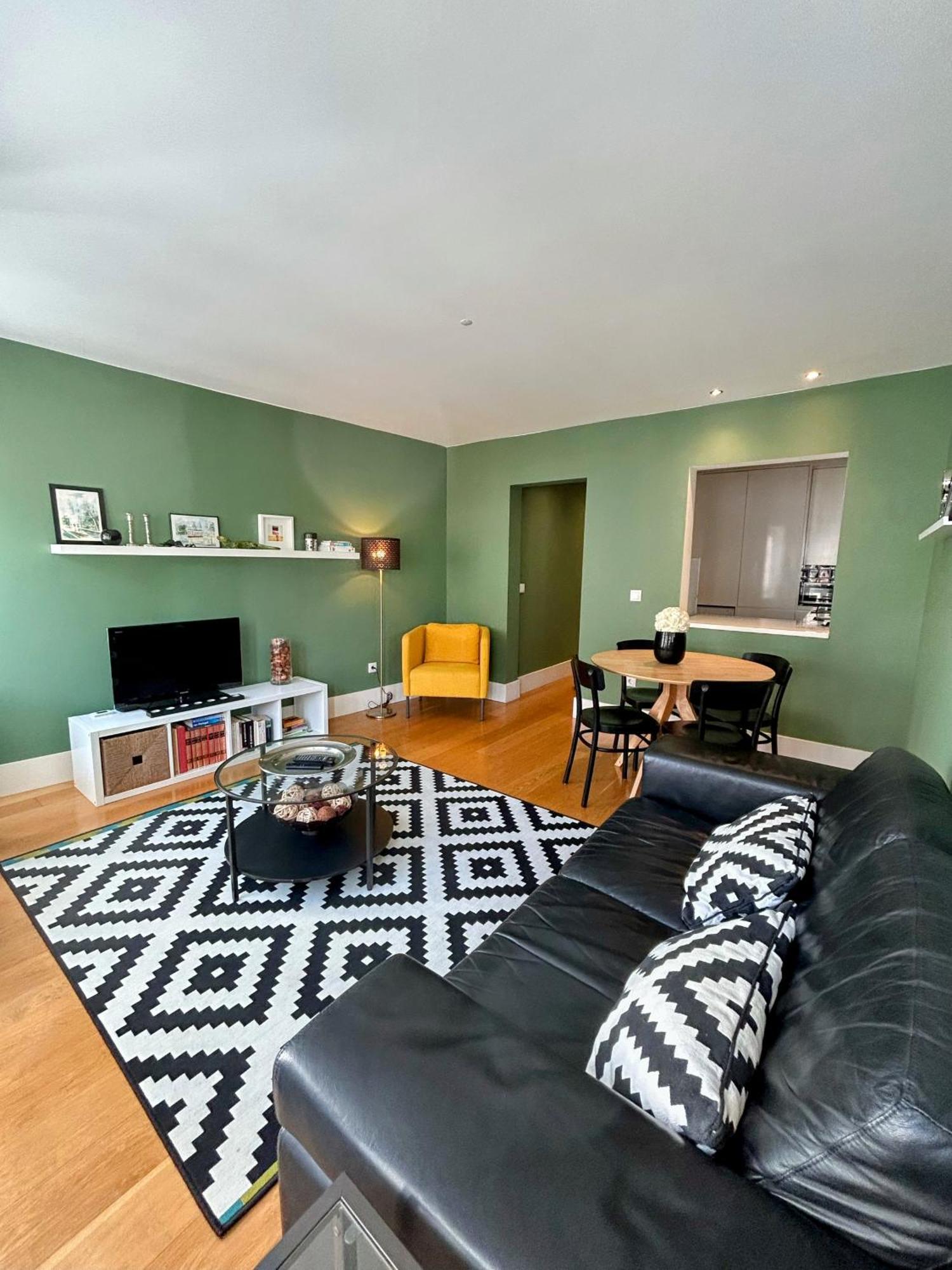 Design Flat In Principe Real * Lisboa