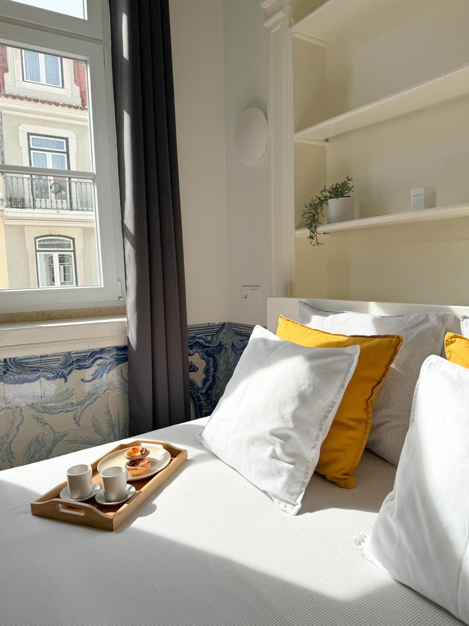 Cozy With Shared Bathroom On Rua Augusta Maison d'hôtes